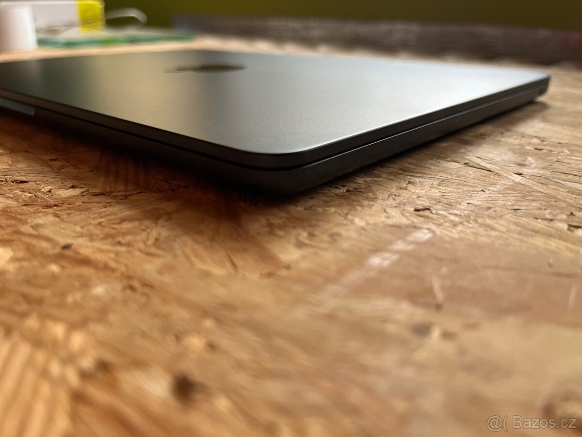 Apple MacBook Air 2022, krásný stav, M2 - 5