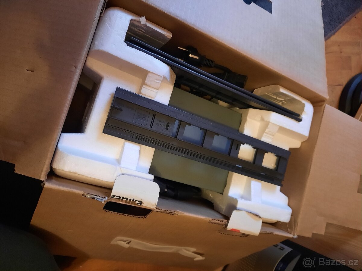 Kinofilmový skener Umax - 5