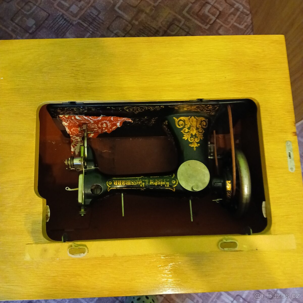 mechanocký šicí stroj - 5