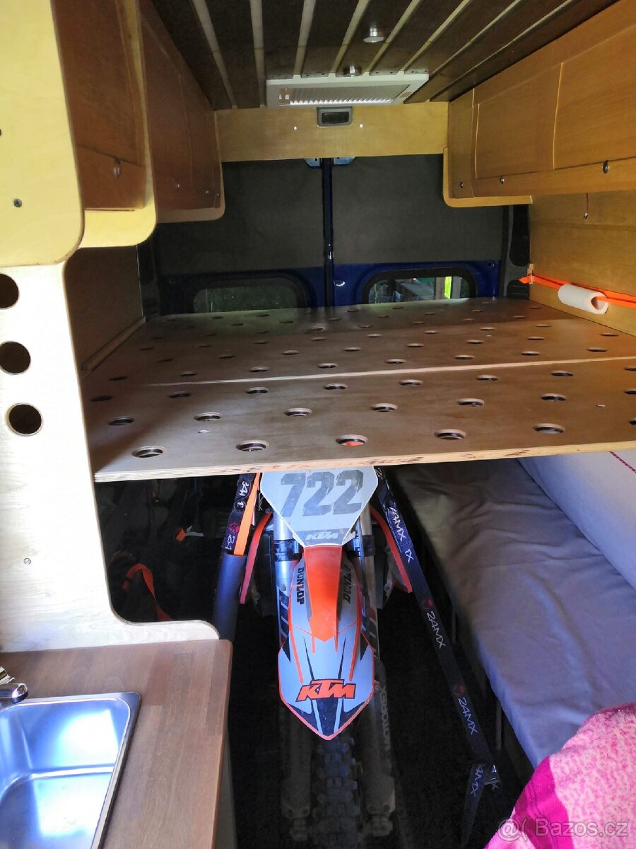 Peugeot Boxer, obytná dodávka v TP - 5