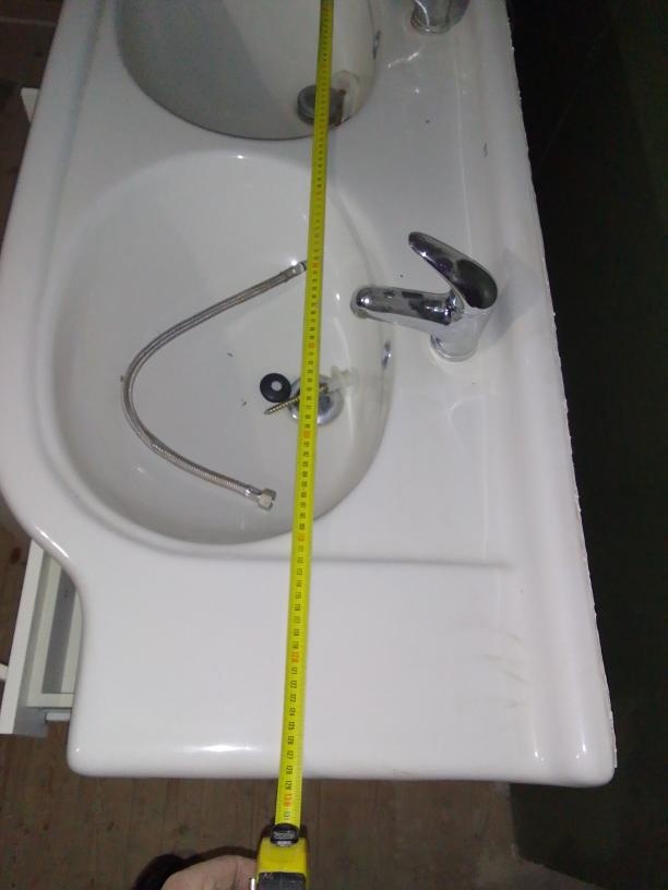 kOUPELNOVÁ SKŘÍNKA S UMYVADLEM - 5