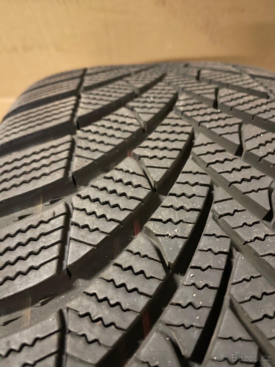 Original zimni alu Peugeot 308 III 225/45/17 95% - 5