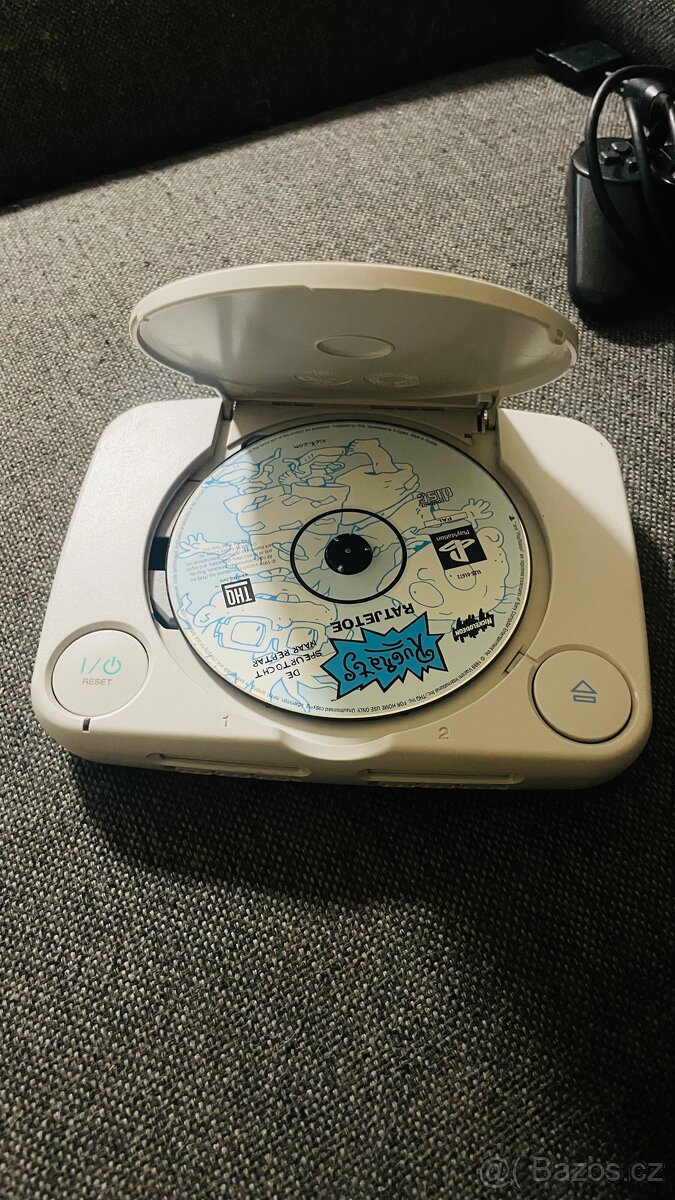 PlayStation 1 a PlayStation 2 + hry - 5