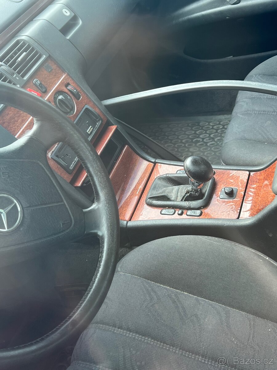 Mercedes Benz W210 E280 m104 - 5