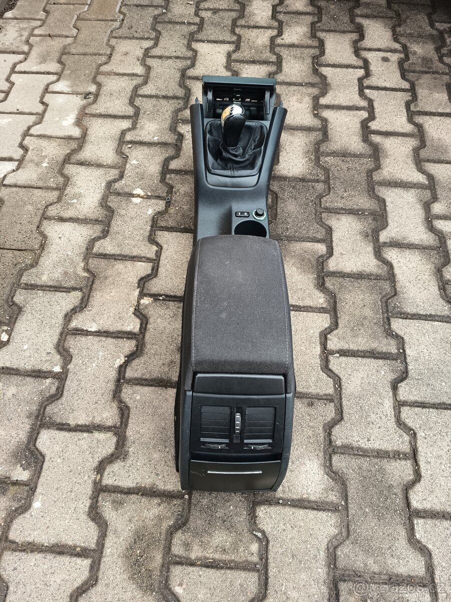 Prodám loketku na škoda Octavia 2 - 5