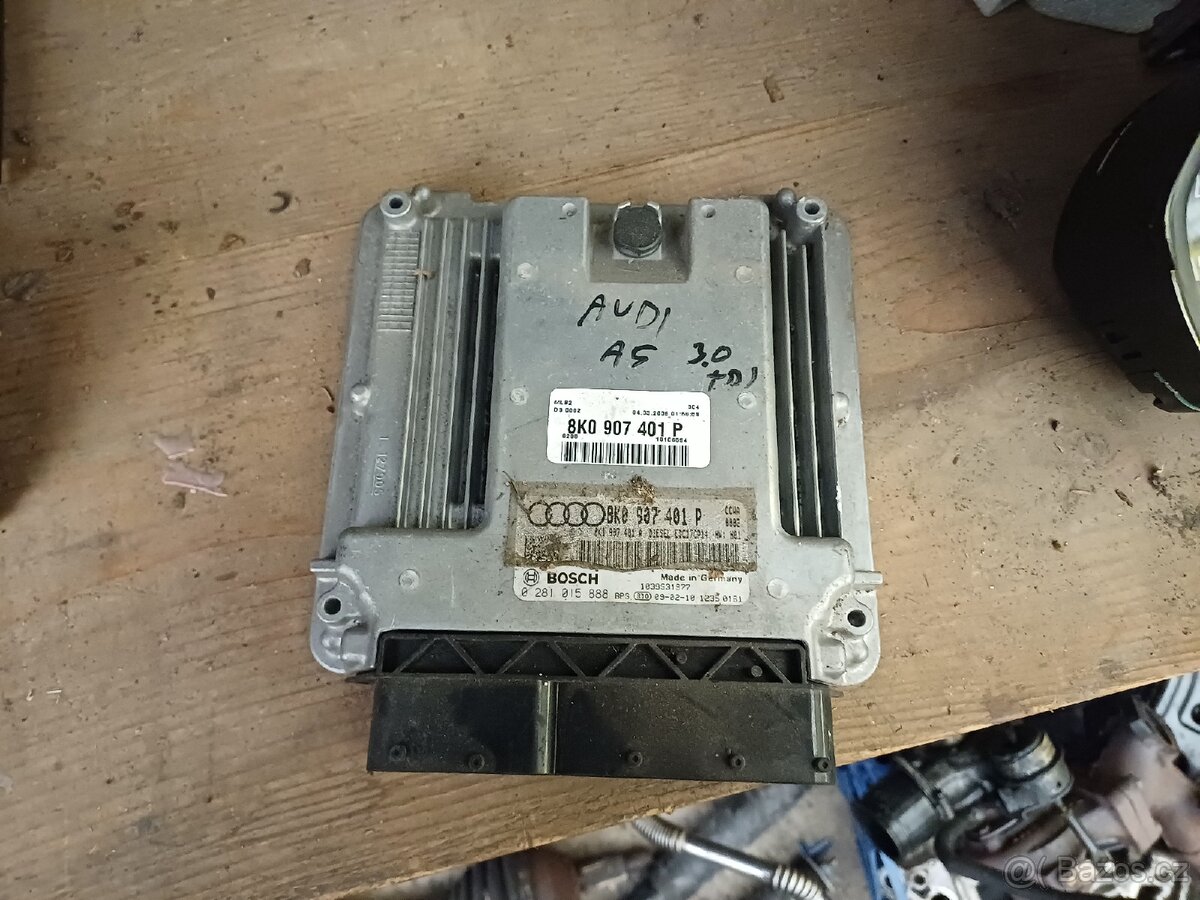 Zbytek dílů na Audi a5 coupe 3.0 tdi - 5