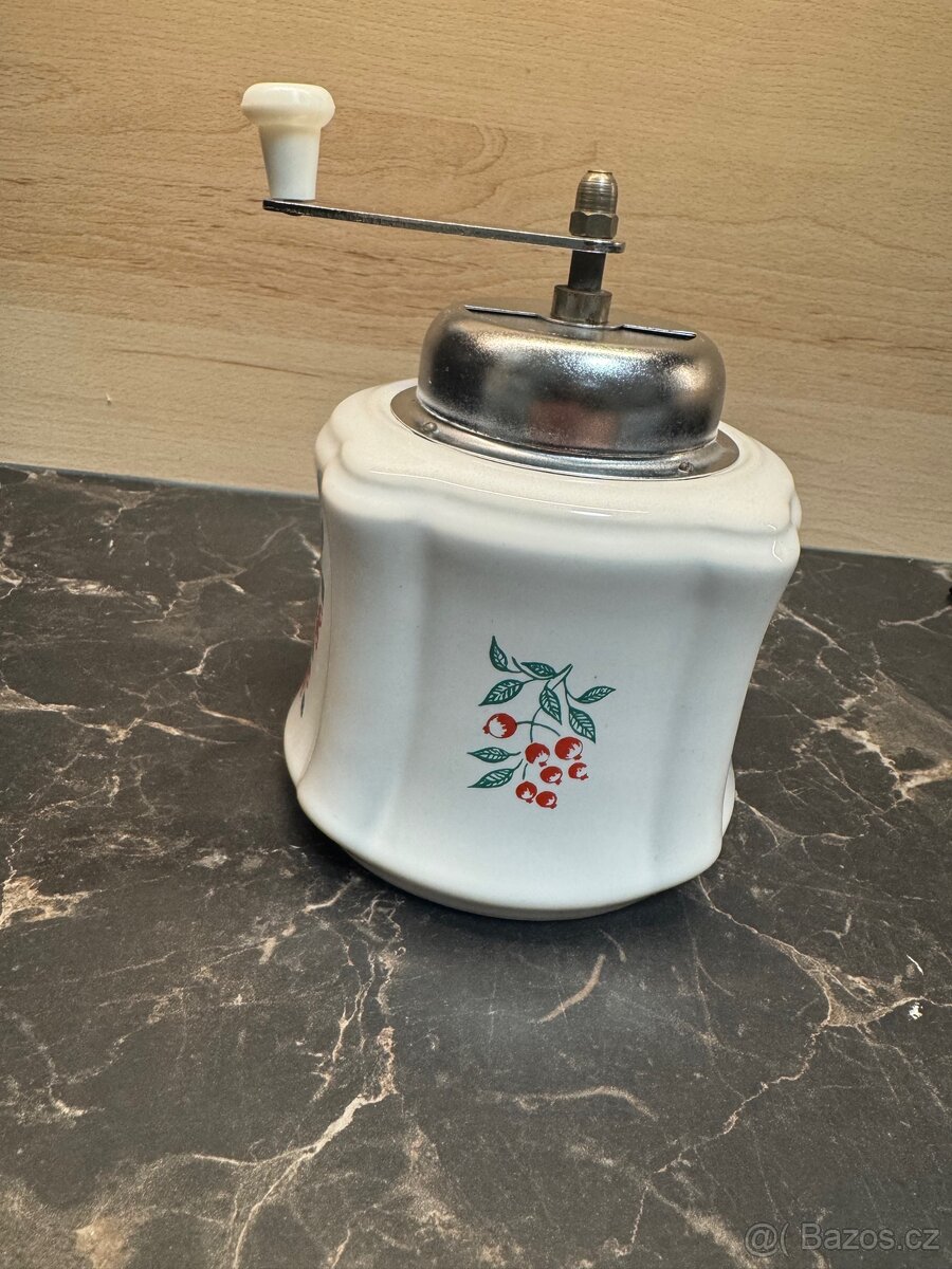 Mlýnek na kávu - 5