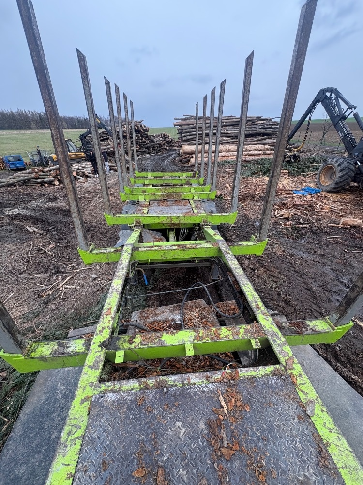 Lesovůz TATRA PHÉNIX- traktor - 5