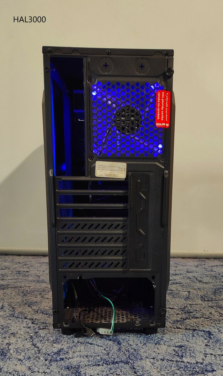 Počítačové skříně - HAL3000 | Chieftec Libra | Cooler Master - 5
