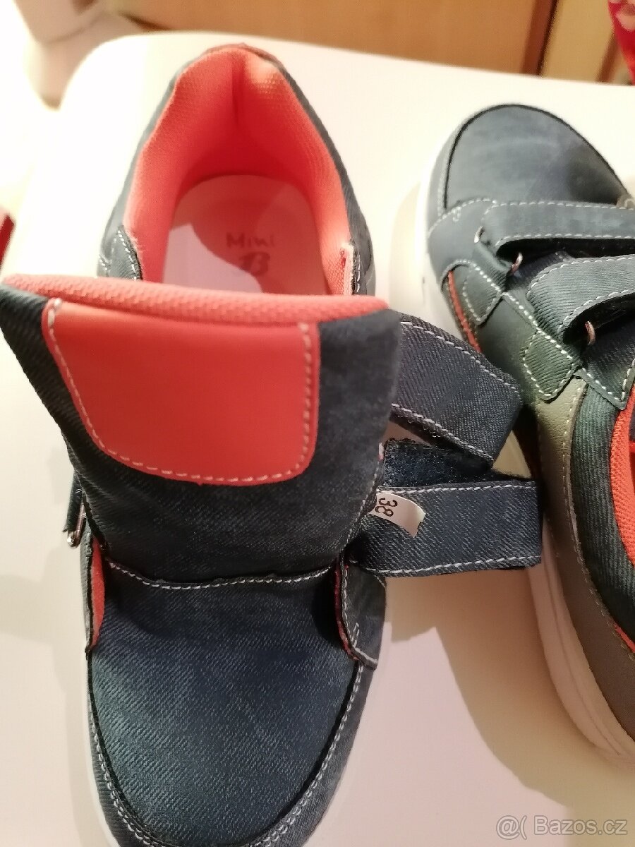 Nové chlapecké boty od Bati vel. 38 - 5