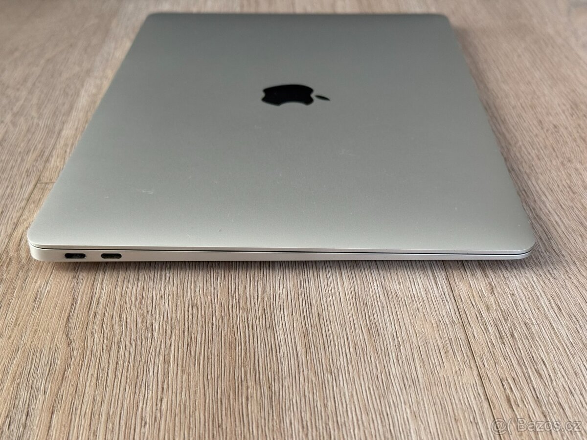 MacBook Air 13" i5 2018 | 8GB RAM | 128GB - 5