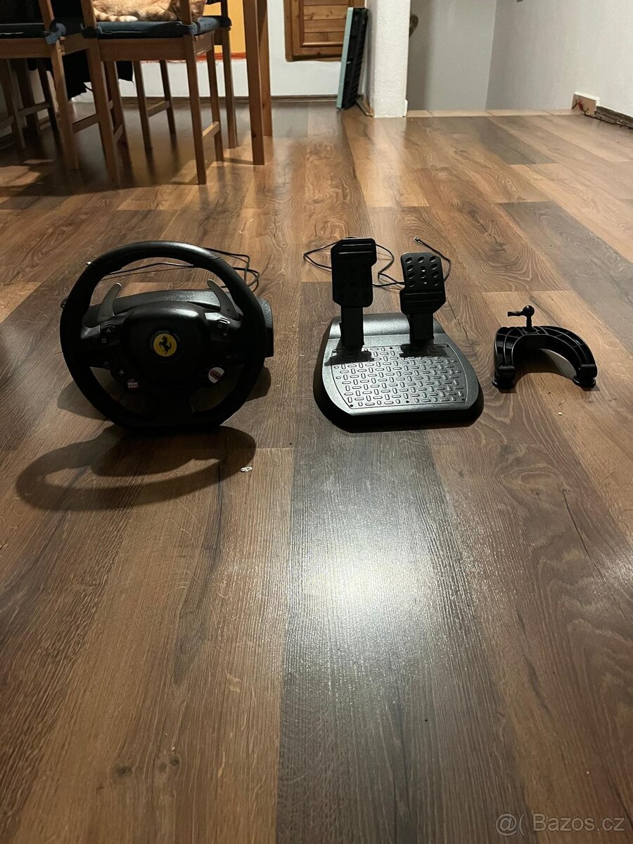 Herní volant - 5