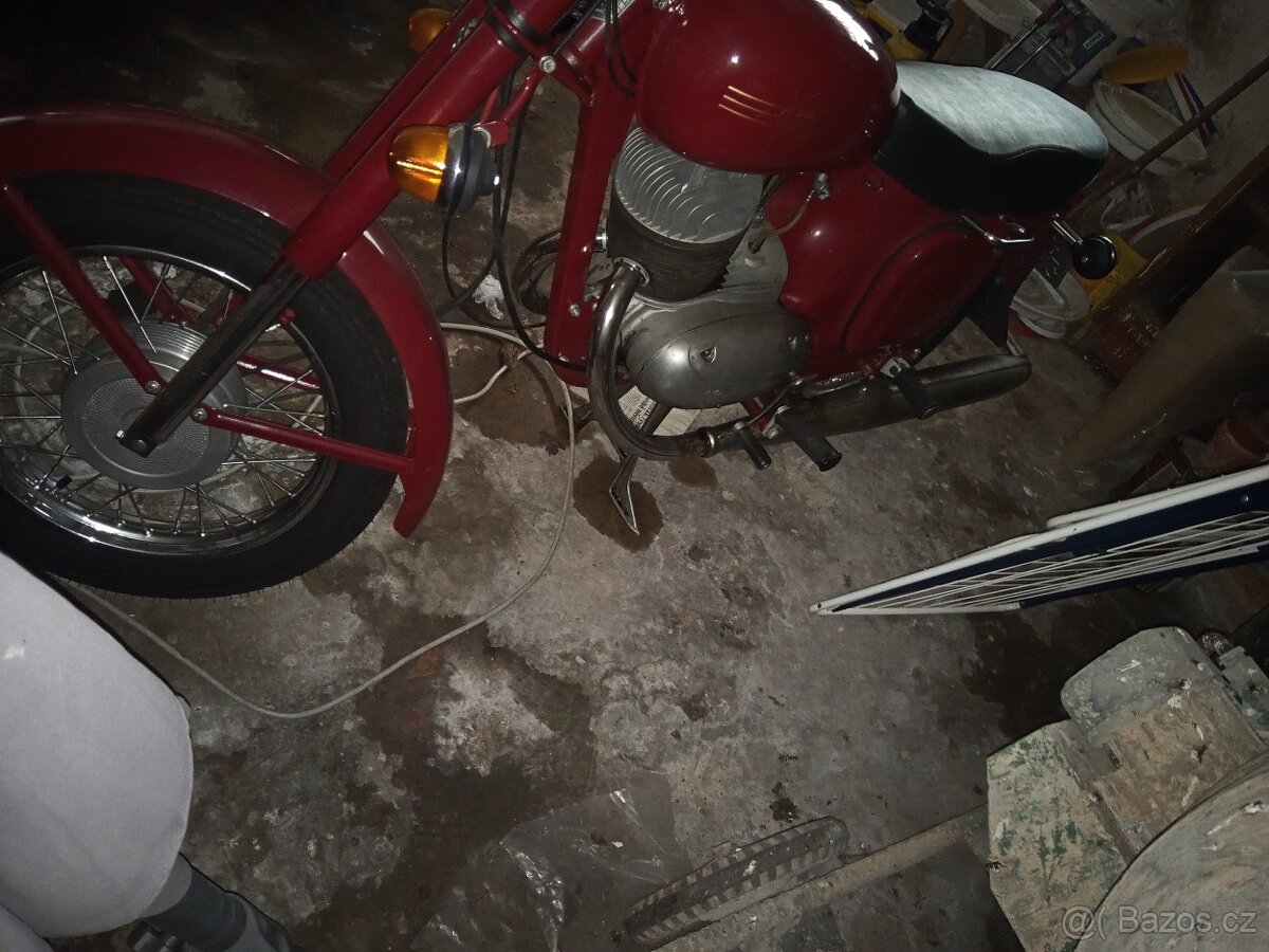 Jawa Panelka 559 - 5