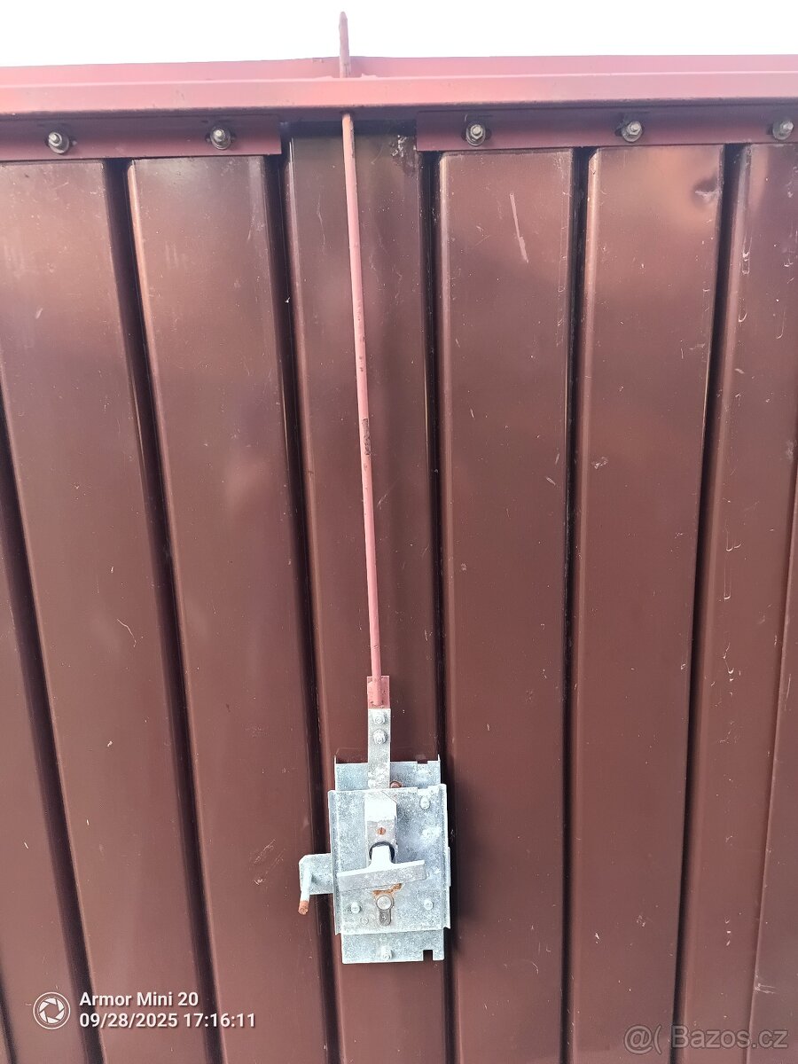 Plechová garážová vrata 237/204cm - 5