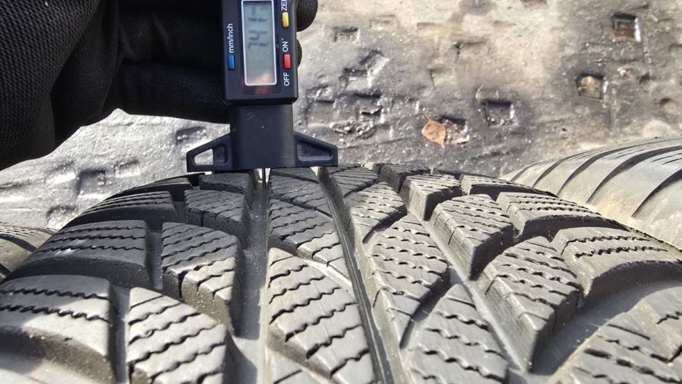 Zimní pneu 205/60/16 Bridgestone - 5