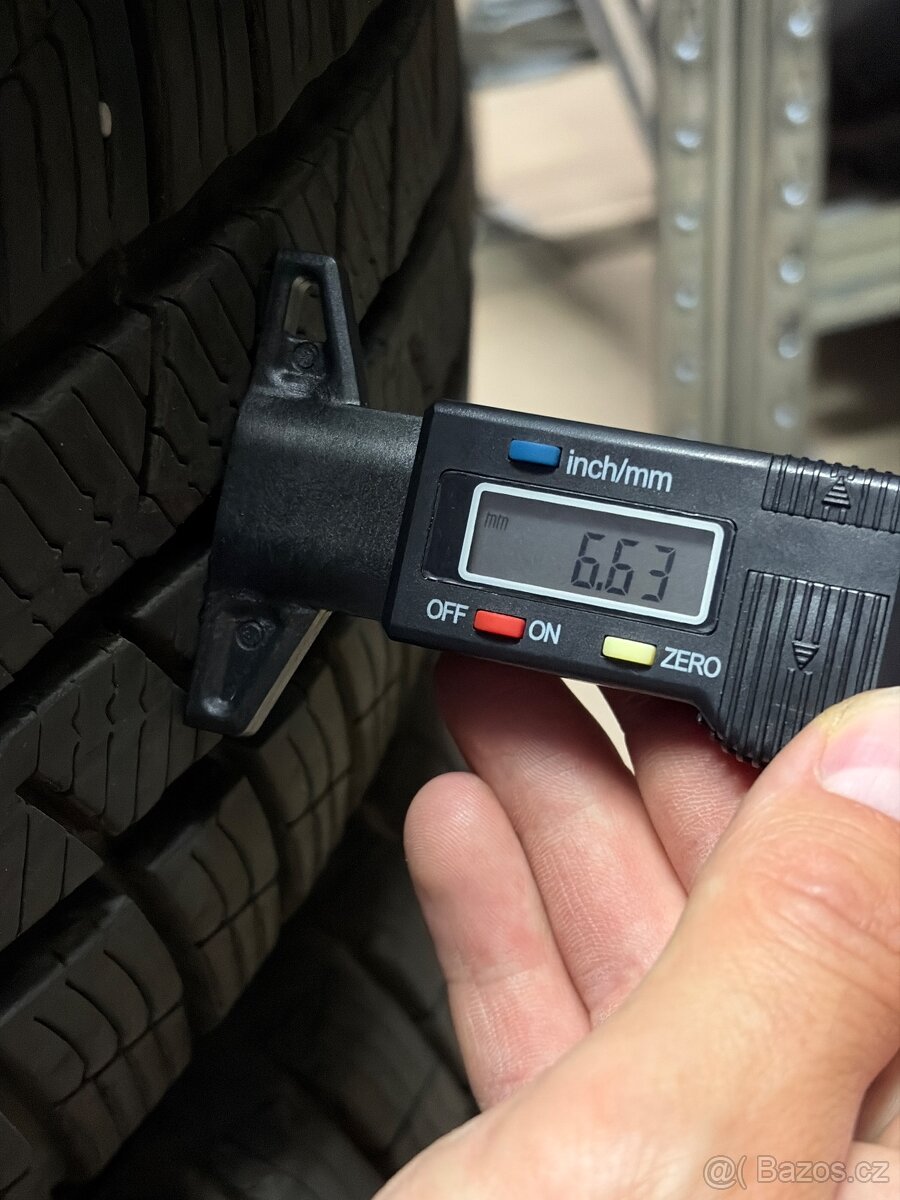 Zimní pneu Barum 215/60/17 100 V - 5