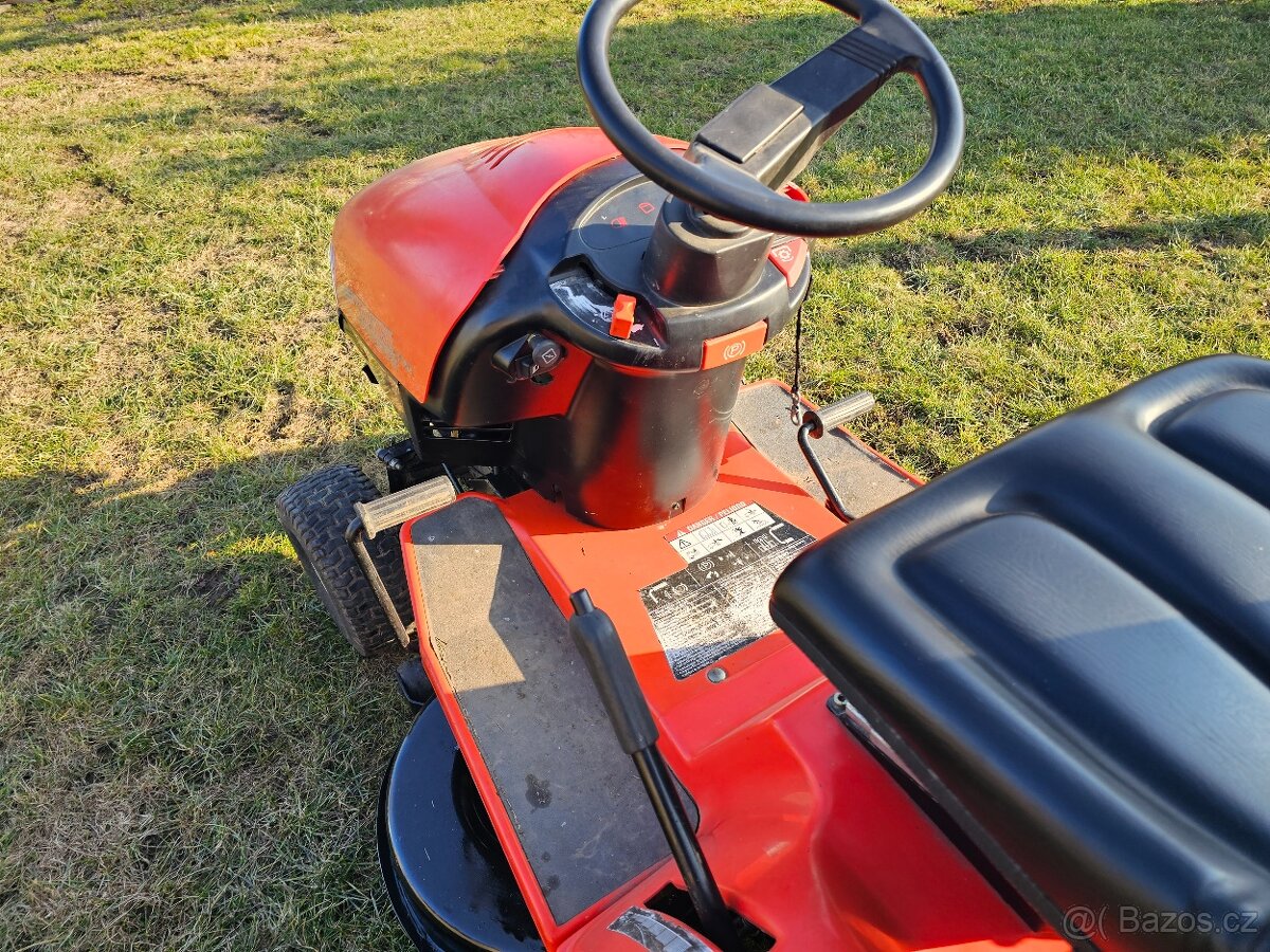 Zahradní traktor Wisconsin w2828 - 5