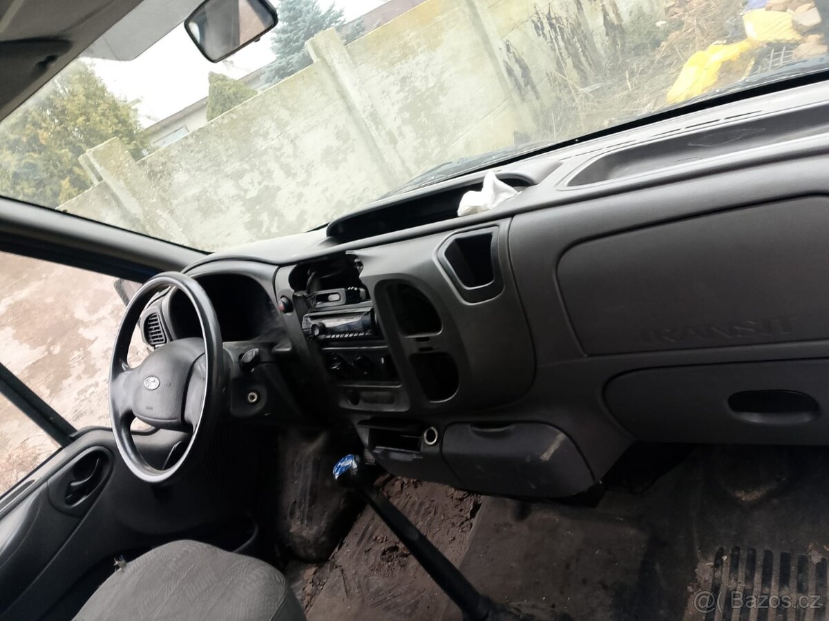 Ford Transit - 5