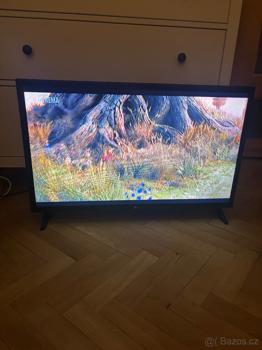 LG LED TV 32 + držák na TV Stell - 5