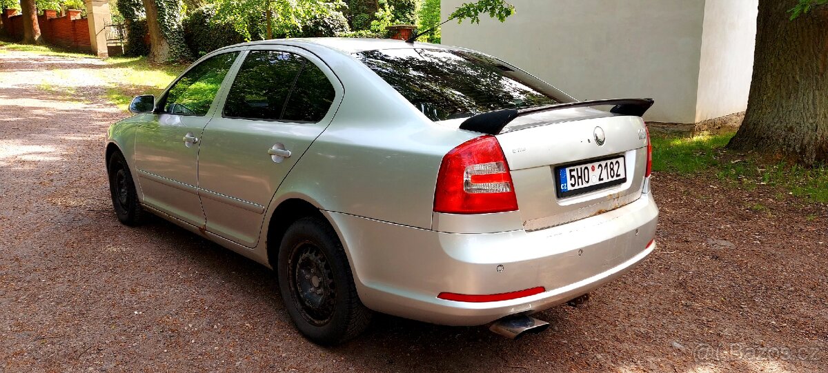 Škoda Octavia 2 1.6 DSG - 5