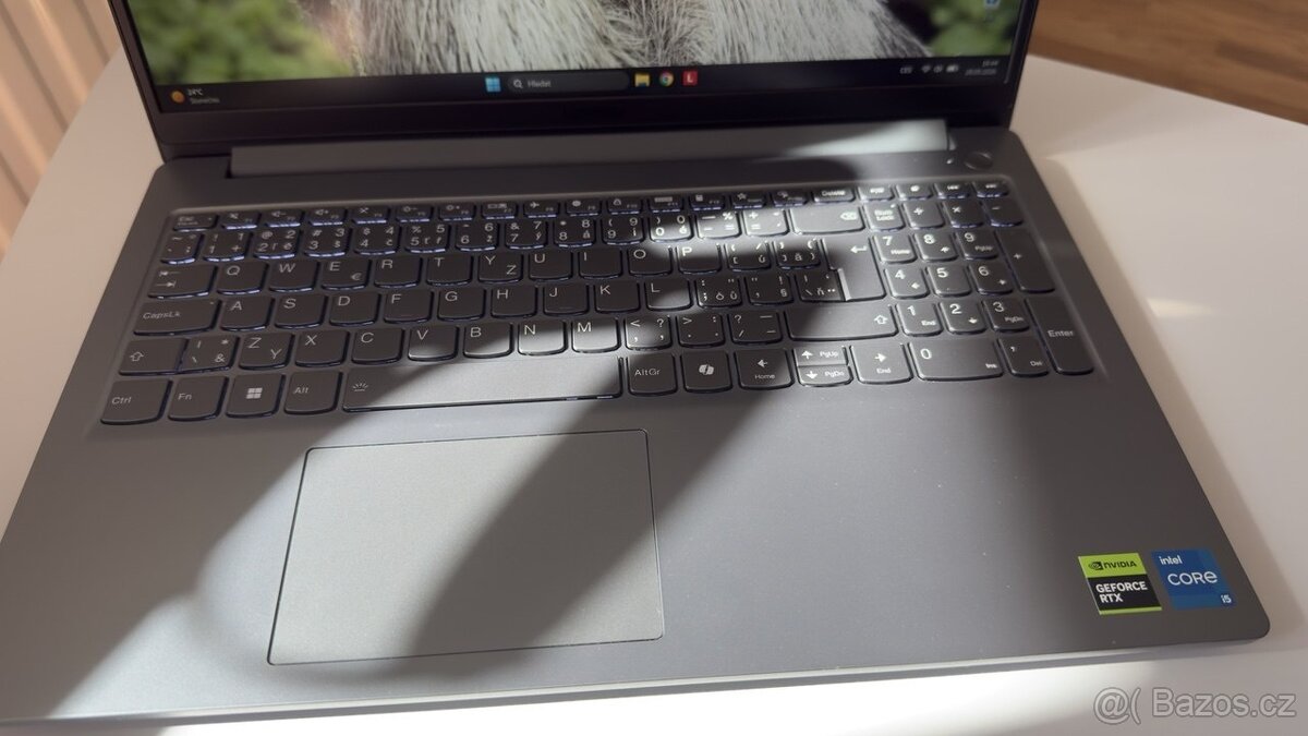Prodám herní notebook Lenovo LOQ 15IAX9E - 5