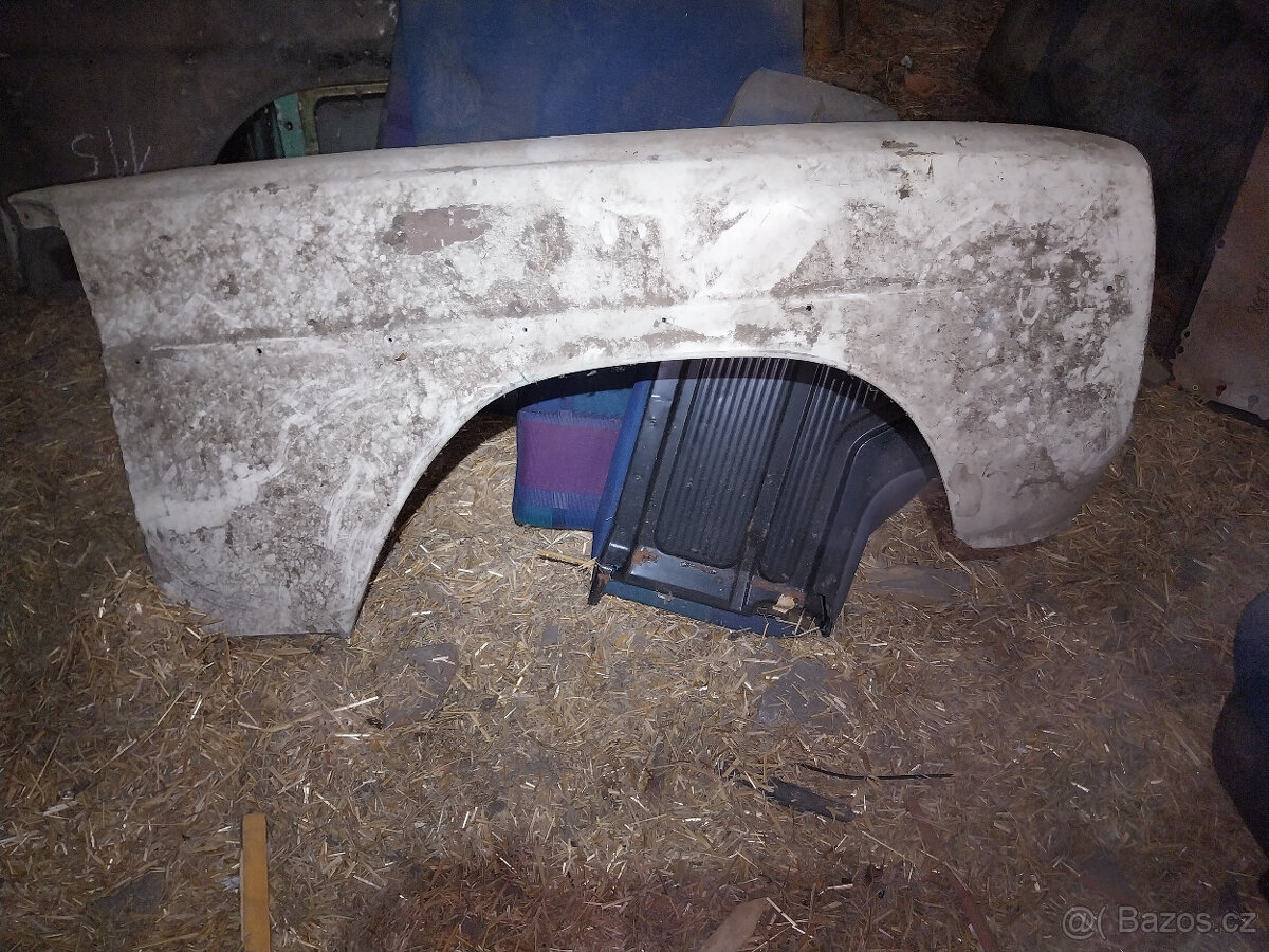 Blatniky na Mercedes W115 - 5