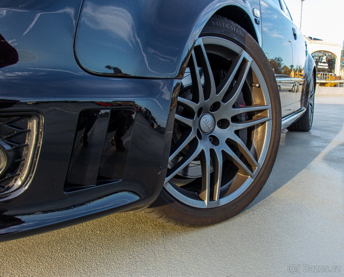 Prodám Audi RS4 - 5