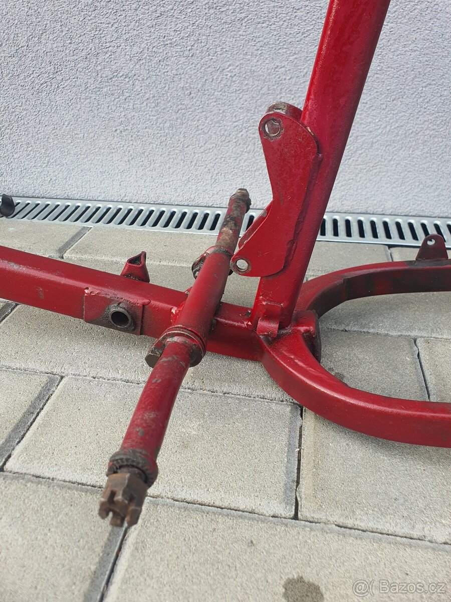 Jawa Pérák - 5