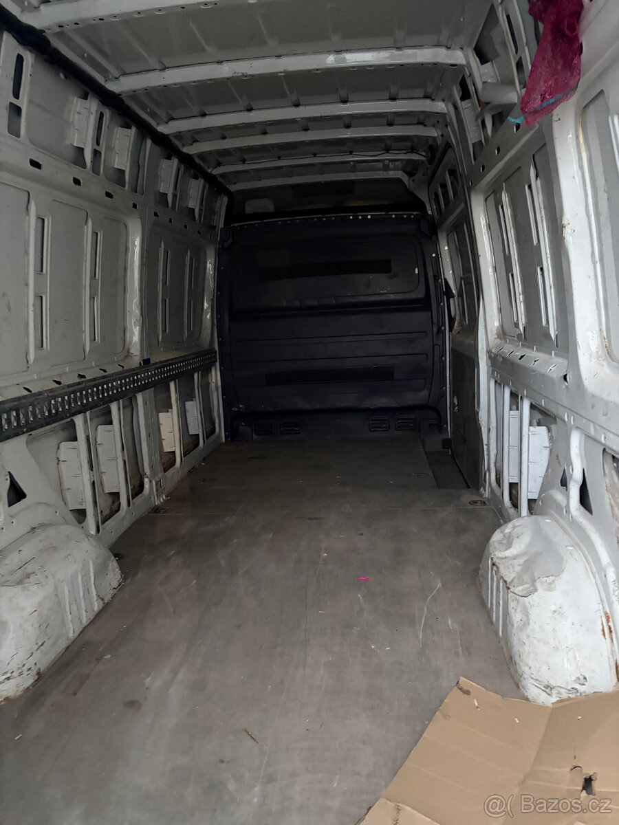 VW Crafter nepojízdný - 5