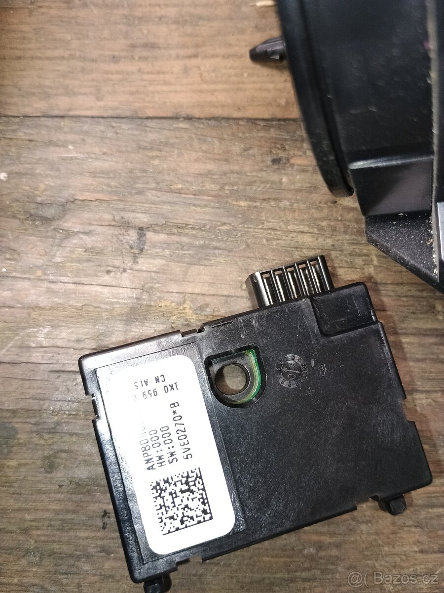 VW Touran 1T2 - ND z interiéru - 5