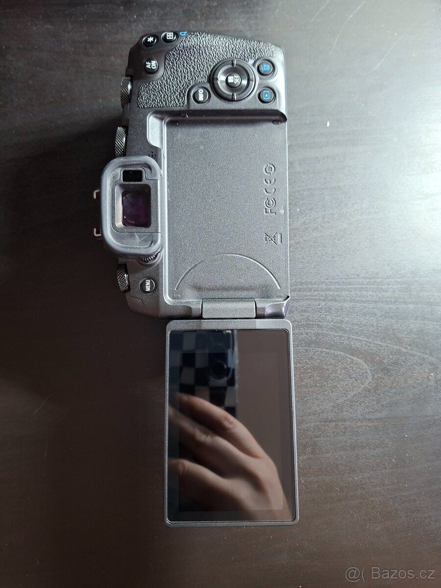 Canon EOS RP - 5