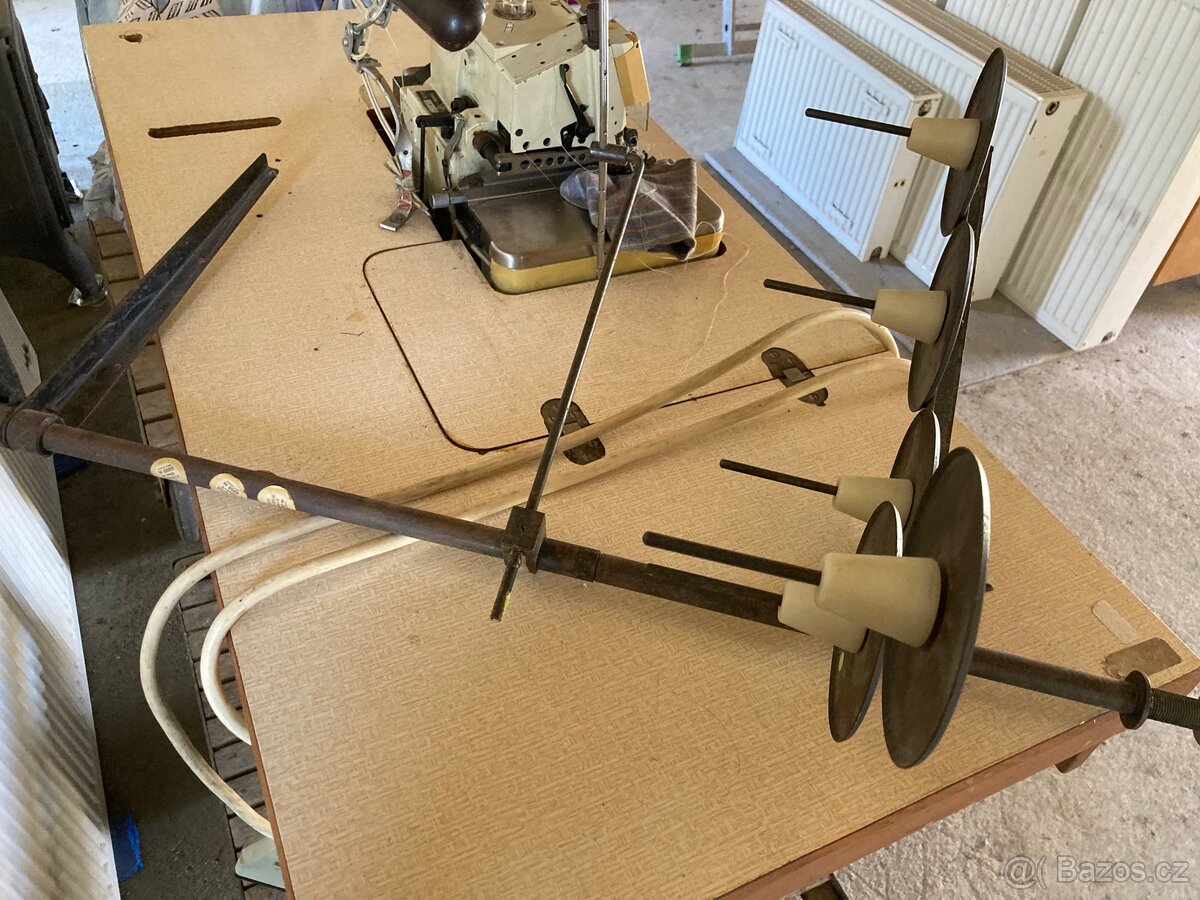 Průmyslový 5-ti nitný overlock Yamato - 5