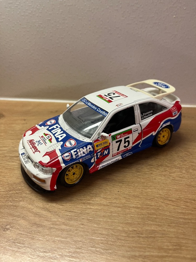 Auta 1:24 Bburago - 5