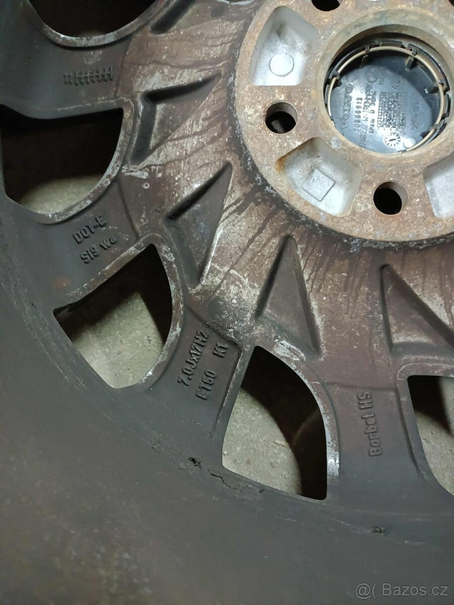 ❄️zimNe 4ks alu disky orig. Volvo 5x108 R17 225/50 r17 5mm - 5