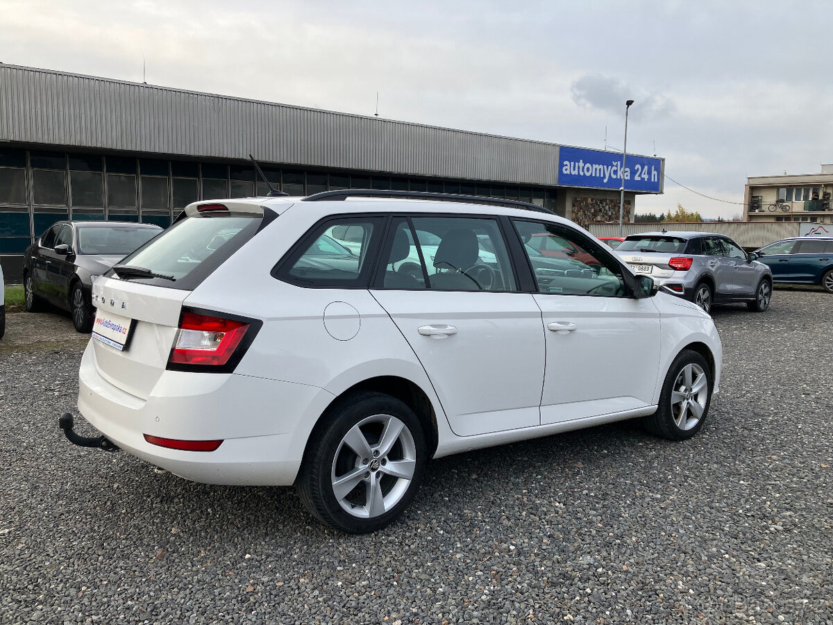 ŠKODA FABIA NAVI TAŽNÉ CARPLAY - 5