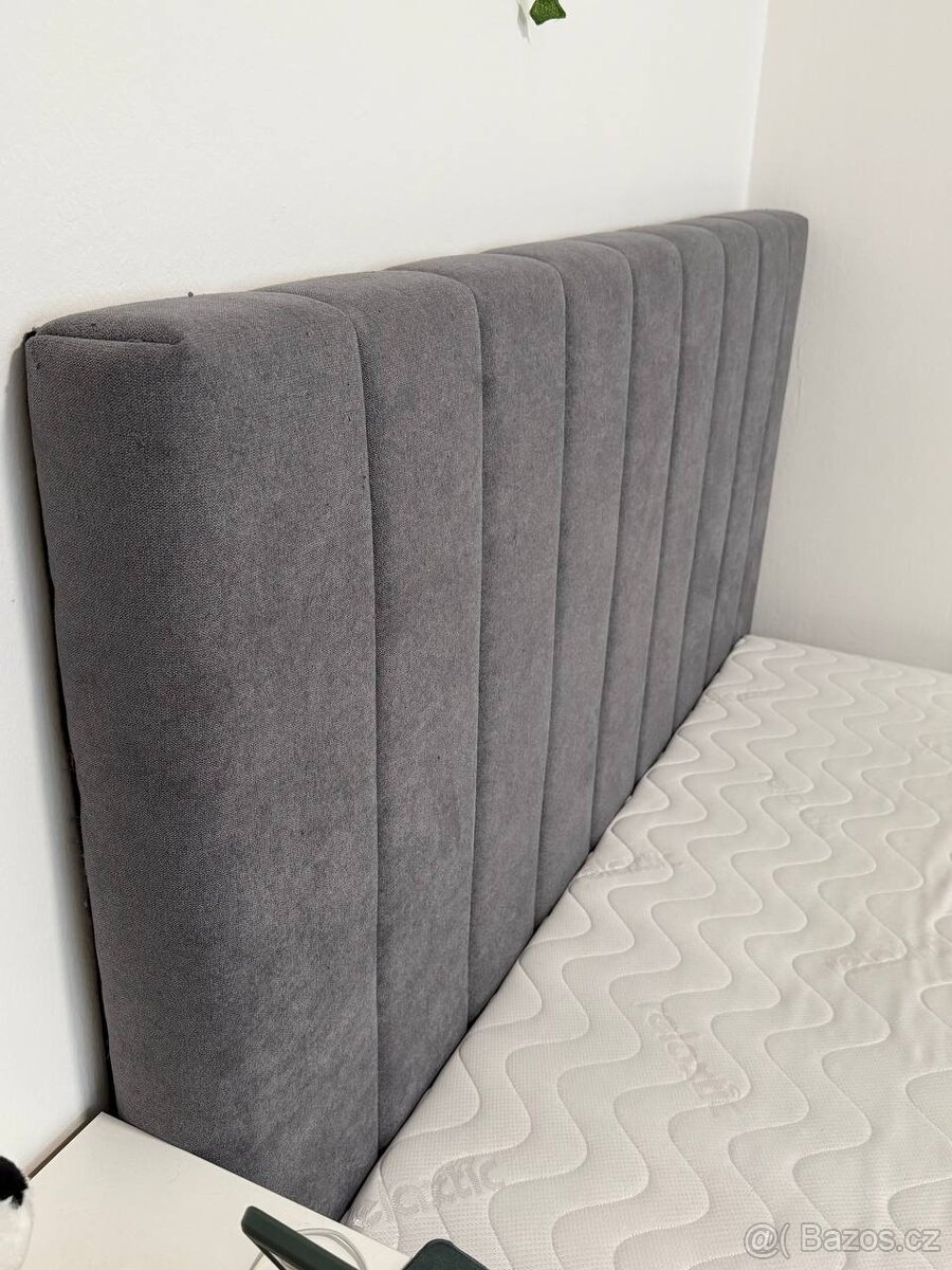 DVOJLŮŽKOVÁ POSTEL + MATRACE - 5