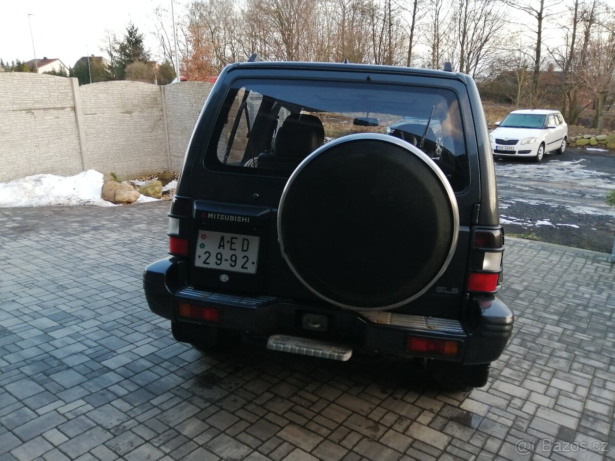 Mitsubishi Pajero 3.0 V6