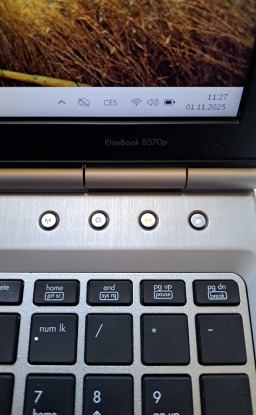 HP EliteBook 8570p/ Core i7 / 8 GB / SSD 240GB/ WIN 11 PRO - 5