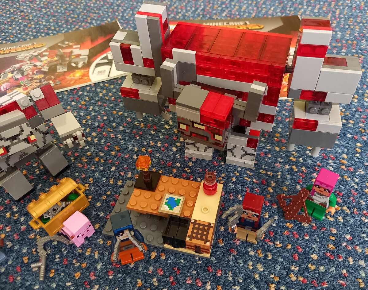 Lego Minecraft 21163 - Redstone Battle - REZERVACE - 5