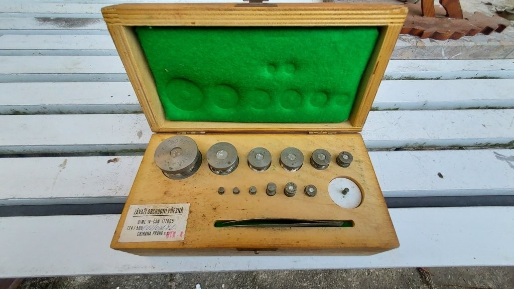 Laboratorní váhy Chirana - 5