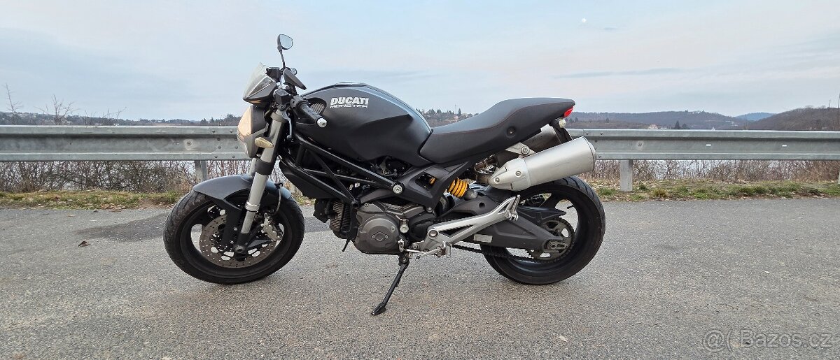 Ducati Monster 696 - 5