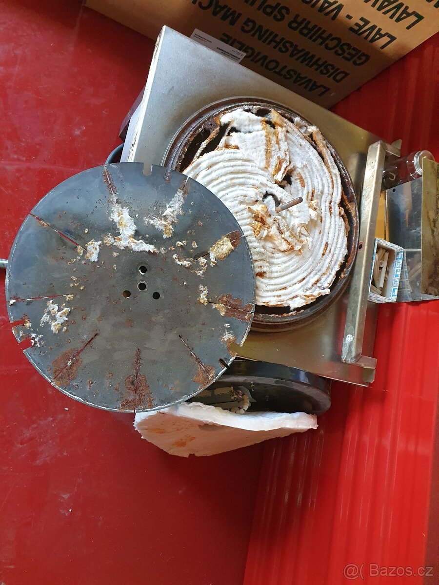 Ohřívací stolička Unis. - 5