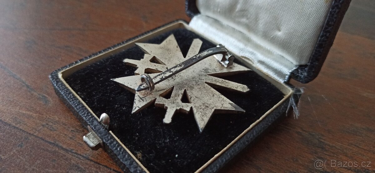 Záslužný kříž, železný kříž v etui. - 5