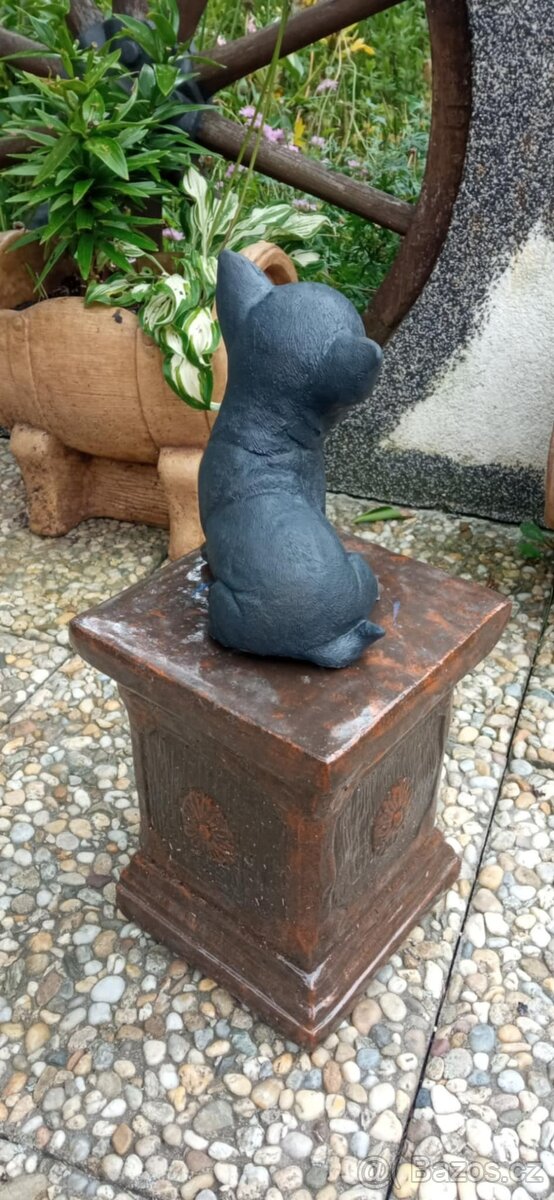 Zahradní dekorace- Soška Čivava 3 - 5