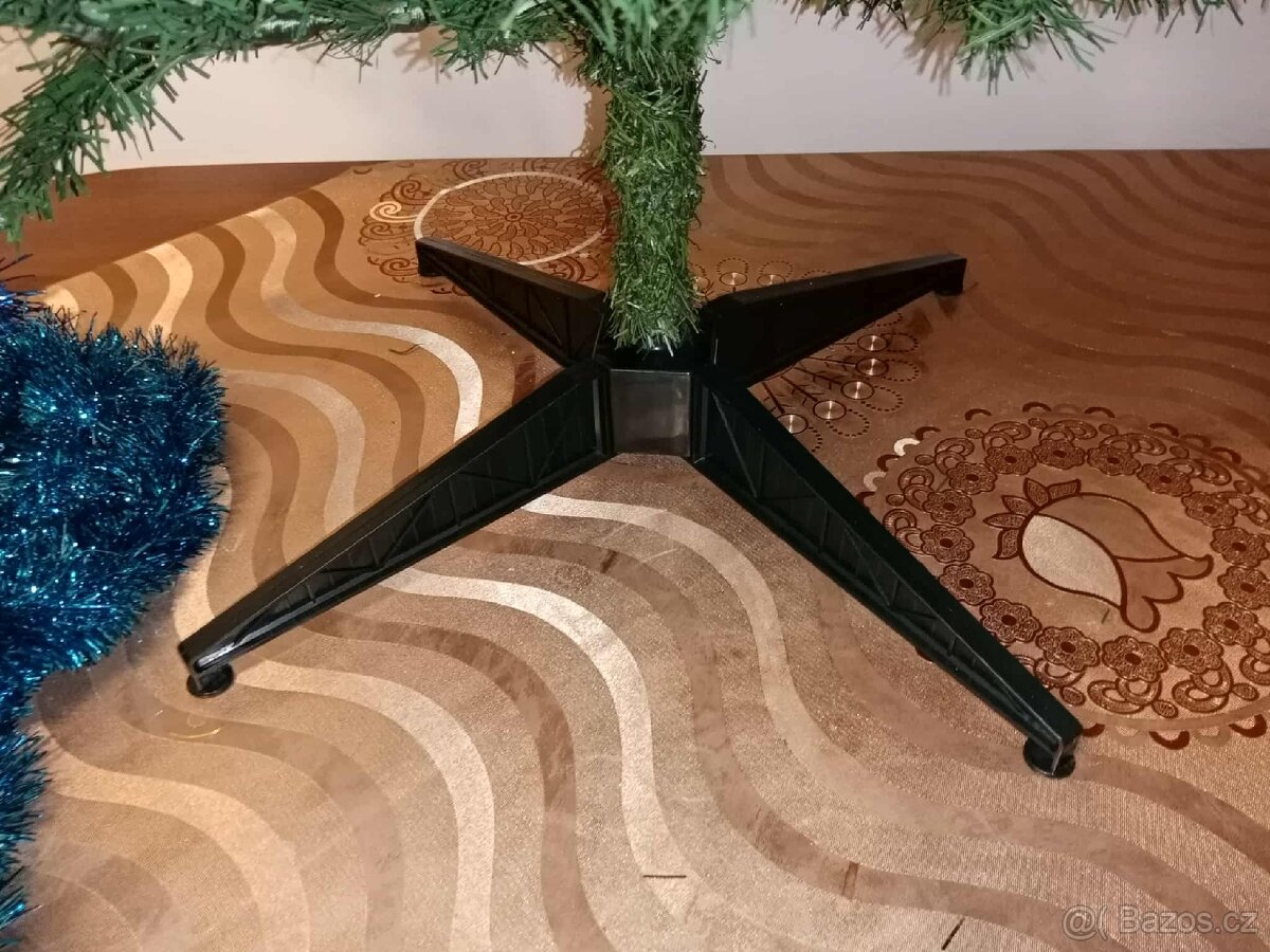 Vánoční umělý stromeček - 5
