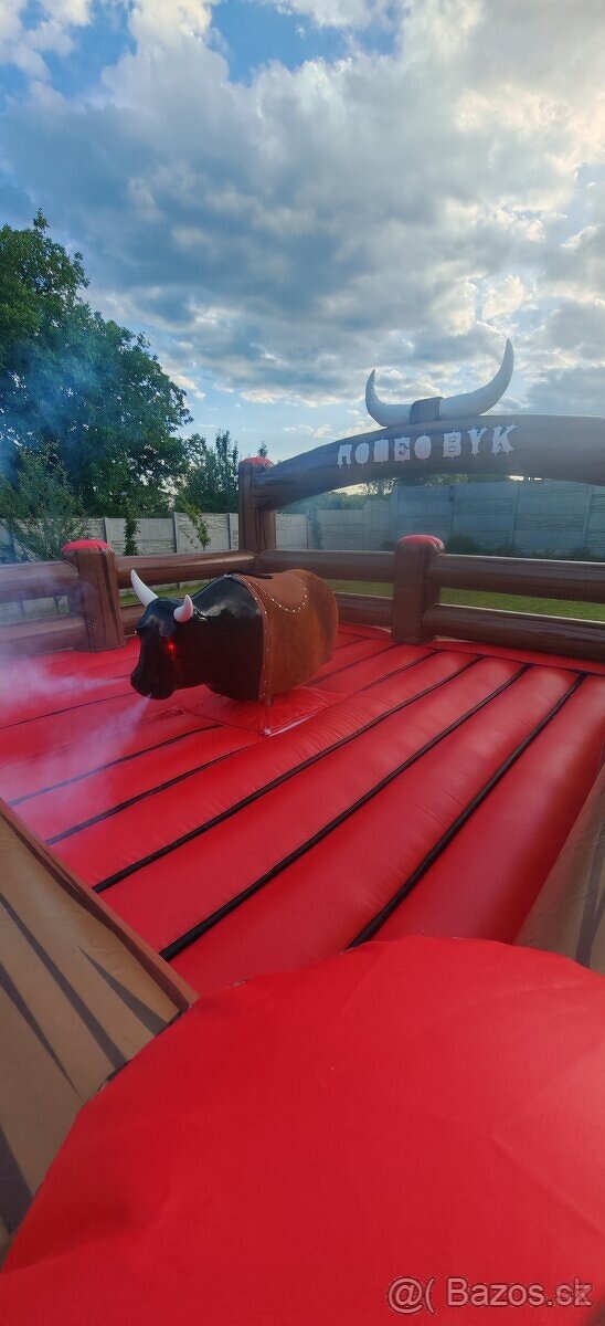 Rodeo býk - atrakce - 5
