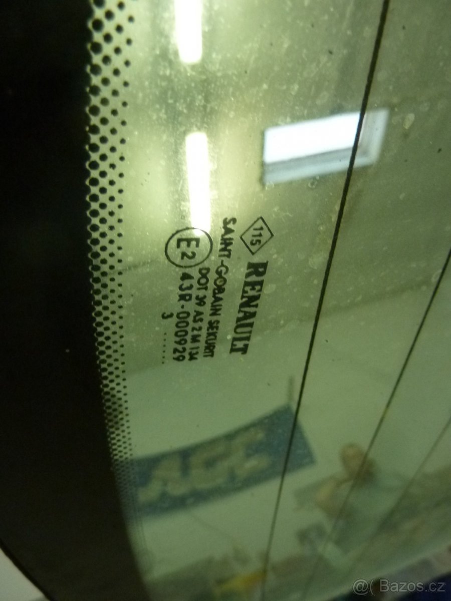 Zadní sklo Renault Laguna 2 5dv. - 5