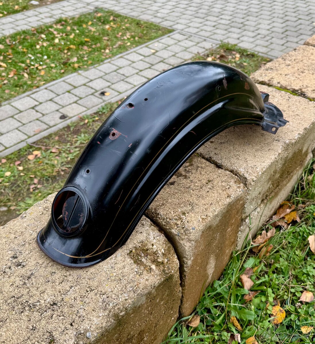 Jawa CZ 250 350 kyvacka pulbuben - zadní blatnik - 5