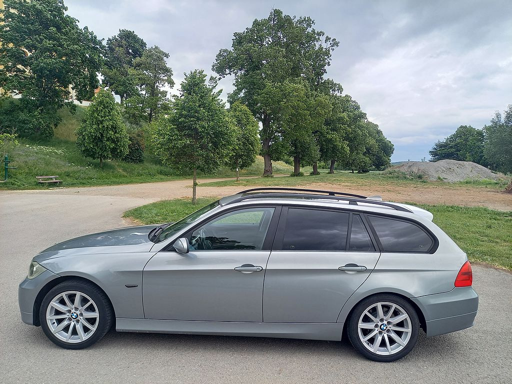 BMW 320i digiklima+alu+Navi - 5