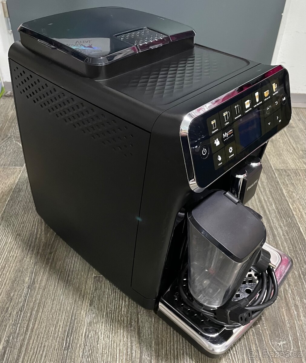 Automatický kávovar Philips LatteGo EP5441/50 - 5